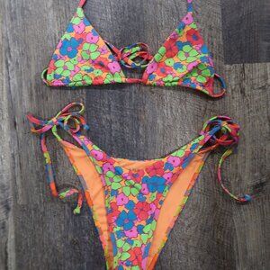 Frankies Bikini Groovy